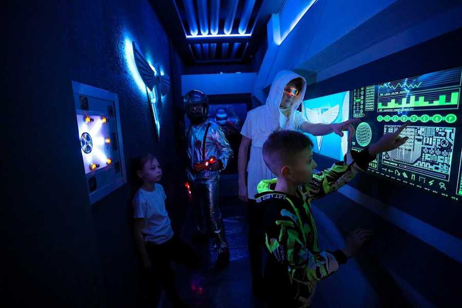 Квест в реальности Фантастический угон от компании Открой дверь Квест в реальности Фантастический угон от компании Открой дверь