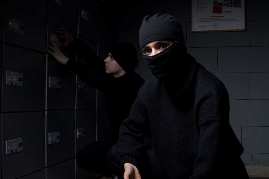 Квест в реальности Ограбление банка. Бумажный дом от компании Quest Stars/Че за квест Квест в реальности Ограбление банка. Бумажный дом от компании Quest Stars/Че за квест