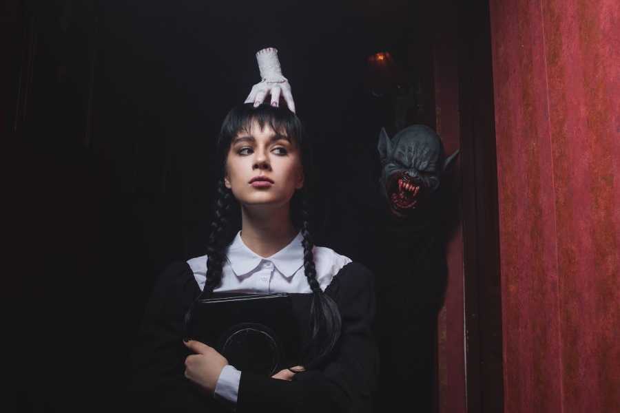 Квест в реальности Уэнсдей. Новая битва от компании Че за квест Квест в реальности Уэнсдей. Новая битва от компании Че за квест